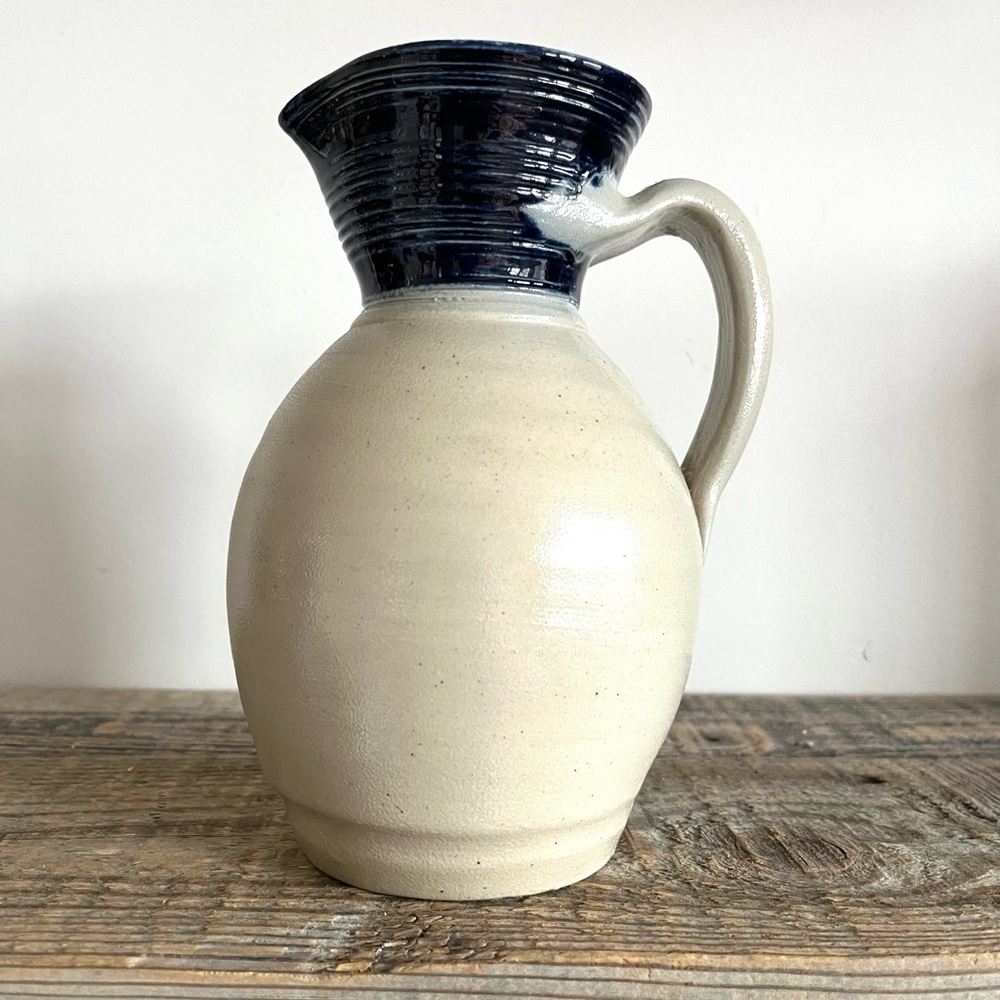 Art Pottery pitcher blue ivory glaze - Picture 2 of 5